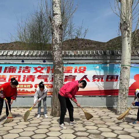 美德润童心，劳动最光荣——宁化完全小学五一劳动纪实