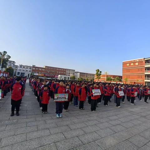 “与法同行   健康成长”———郏县新城小学法治教育活动掠影