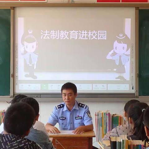 青县木门店镇崇仙学校法治宣传进校园活动