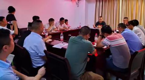 顺江社区开展应急分队强化训练培训活