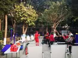 顺江社区开展关爱老人·安全相伴活动