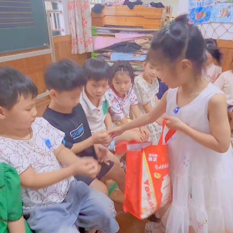 现代名人幼儿园大二班第二周分享