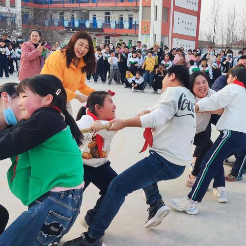 亲子运动会 浓浓家校情——西牛小学首届家校亲子运动会