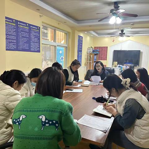 【消防安全“童”行，筑牢校园安全线】希语树创意幼儿园消防日应急演练活动纪实