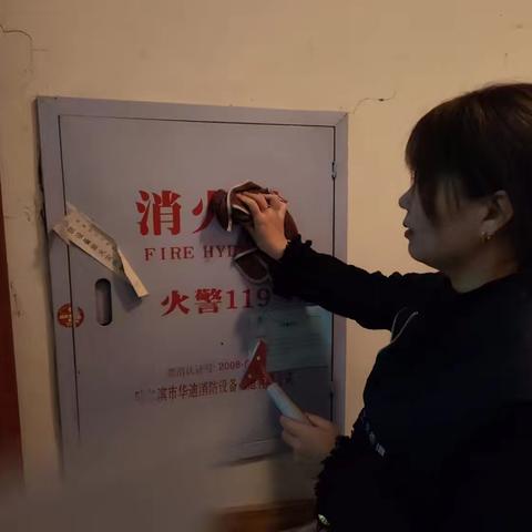 金河社区：环境整治不停歇，不负春光焕新颜