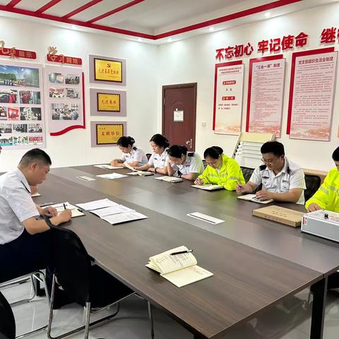 商睢分公司永城收费站“三度”发力筑牢防汛安全屏障