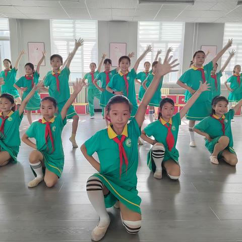 迎小•教学的文章