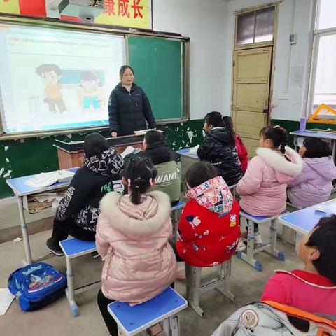 蚁蜂镇子房小学开展“防欺凌防性侵防暴力”安全教育活动简讯