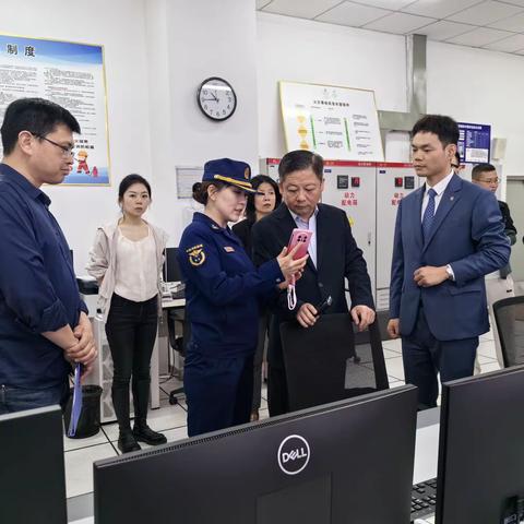 浐灞国际港管委会黄秦政副主任带队开展人员密集场所消防安全检查工作