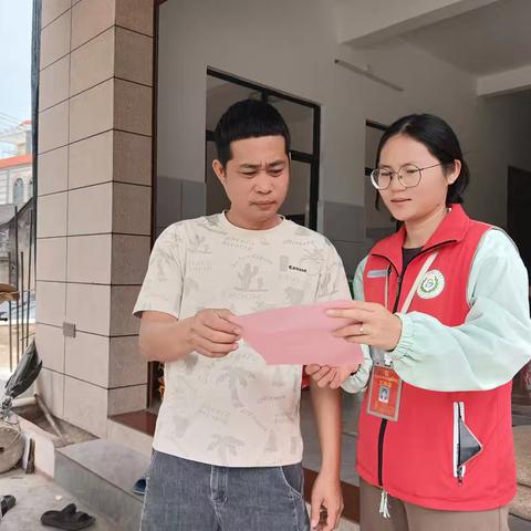 新龙镇新村网格员持续开展打击私彩宣传