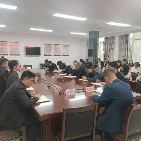 新市街道全力以赴迎战“三秋”禁烧工作