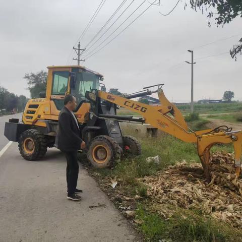 及时清理，减少隐患 新市街道全力开展秸秆清理清运工作