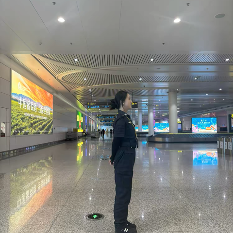 提升服务意识，倡导奉献精神！