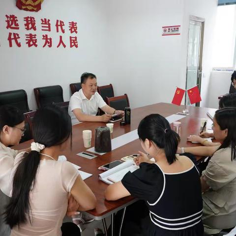 徐建平深入社区挂点网格调研