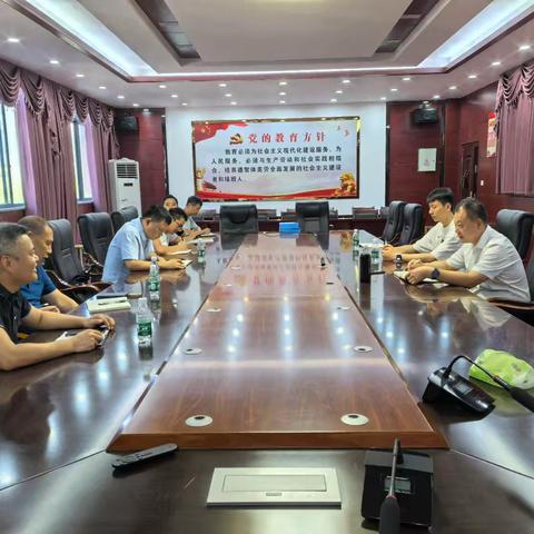 徐建平调研南城二中体育中心建设情况