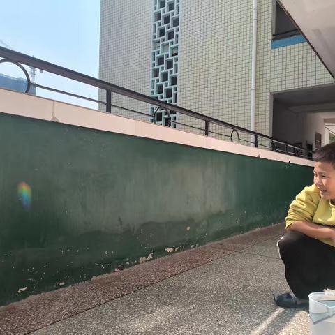 有趣的课外发现(二)——观察跳动的彩虹现象