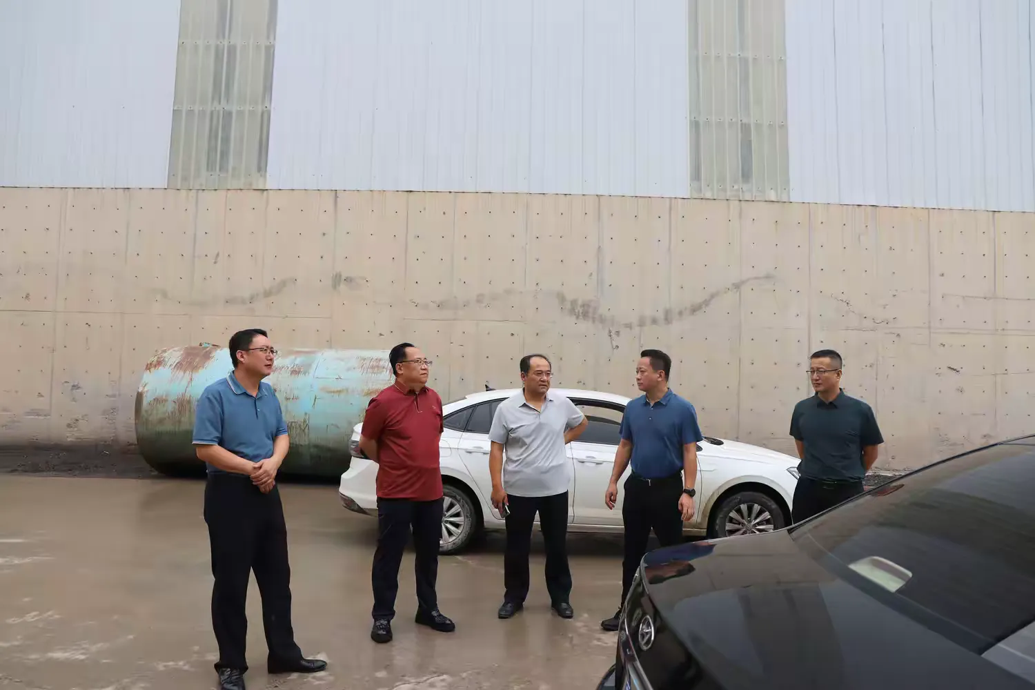 简篇-精准服务解企忧 同心护航促发展——曹范街道商会、区新联会曹范分会开展惠企服务活动