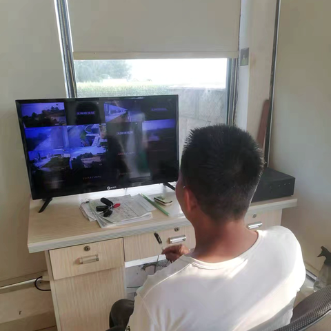 育雏场里的“万能螺丝钉” ——记北海基地育雏场后勤许家深与他的故事