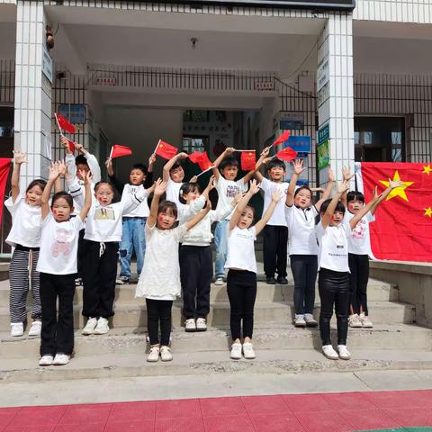 “欢度中秋  喜迎国庆”梁庄小学喜迎“双节”系列活动