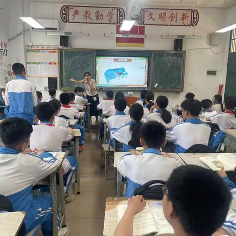 《尼尔斯骑鹅旅行记》整本书阅读导读课研讨活动纪实