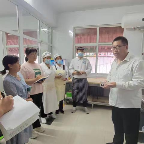 守护食安   餐餐心安 ——下南街小学附幼园食堂食品安全现场会