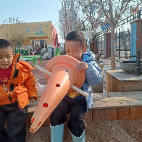 活泼可爱的卢纪旻