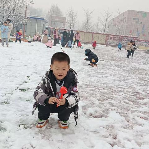 活泼可爱的张浩琳