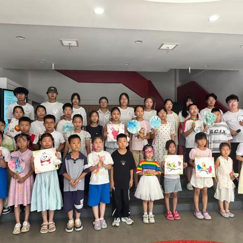 甘亭街道人民路社区开展“少年儿童心向党 牵手护航伴成长”暑期关爱服务活动