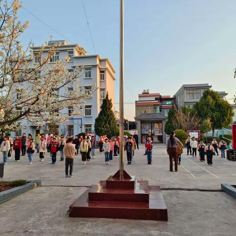 旧城小学升旗仪式