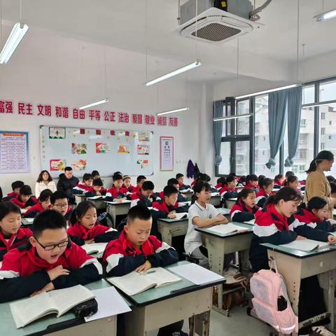 四（3）班 童诗初绽：在词语的土壤里种下星光