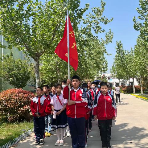 在实践中感悟    在锻炼中成长         ———城关学区皇甫小学校外劳动课实践基地体验