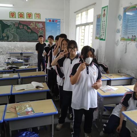 珍爱视力，照明未来——梅陇实验小学视力检测活动