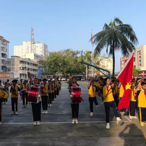 强国复兴有我，争当新时代好少年 ——车板镇中心学校主题队日活动暨新队员入队仪式