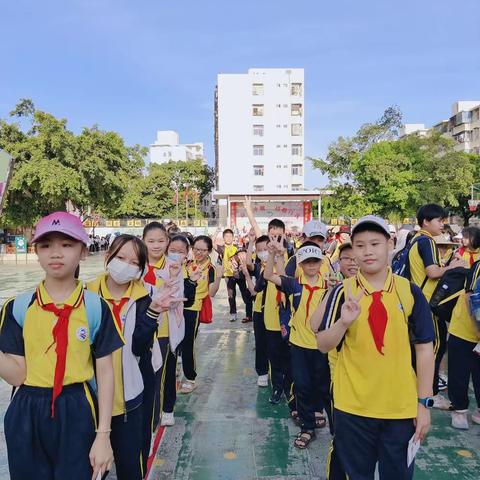 “研在路上，学在途中”海口市琼山第二小学五（17）班研学活动