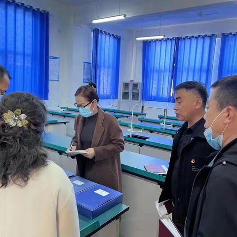 捷地乡中心校实验教学督导考核剪影