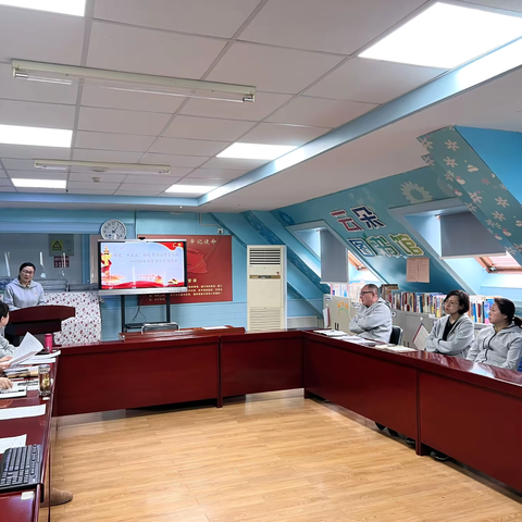 凝心聚力启新程 ‍笃行实干谱新篇  公安局幼儿园召开 ‍2025-2026春季学期﻿工作部署会