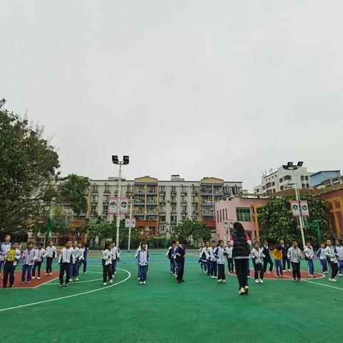 雨后天晴，运动陪伴成长——鹏达小学体育公开课活动