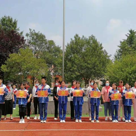 学习二十大 红领巾飘起来——康集明德小学“新时代好少年”颁奖仪式