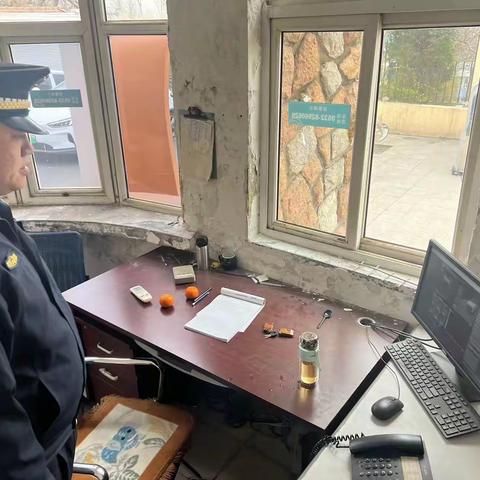 物价执法检查，八大关中队在行动