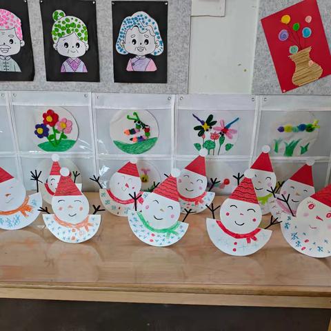 “小雪邂逅萌趣雪人”