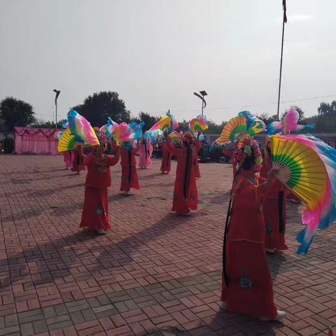 新兴社区庆十一文艺演出