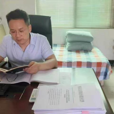 王莽供销社传达区社会议精神 安排部署节前工作