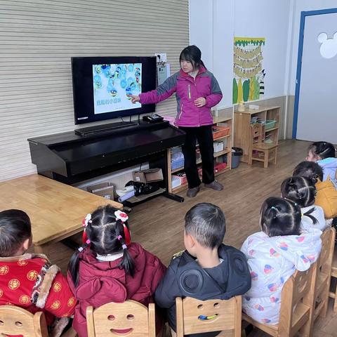 安全在心   教育在行——阳光幼教中心宁馨幼儿园芽芽班开学安全教育课