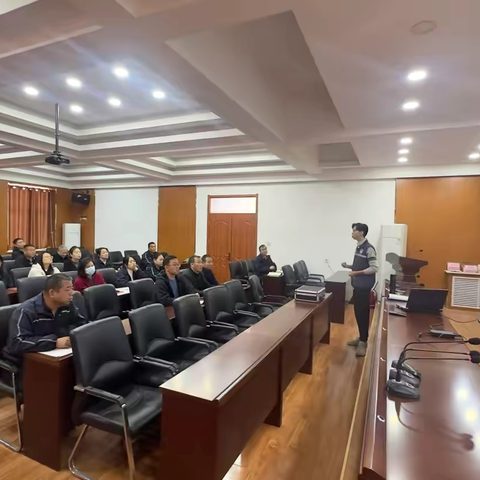 信都区公路管理站组织开展消防安全知识培训