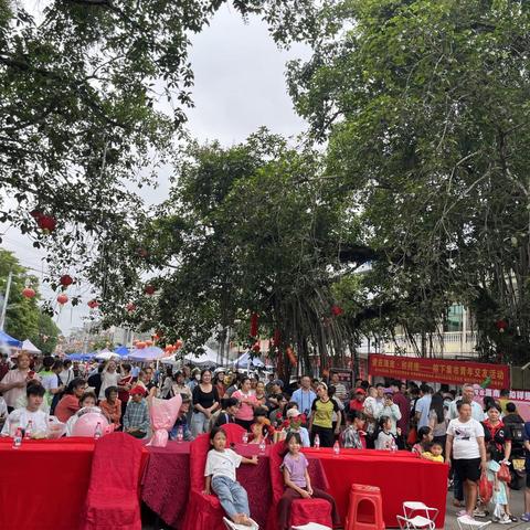 公益红娘进集市 牵线搭桥暖民心 ——儋州市 “爱在海南 和祥缘” 榕下集市青年交友主题活动圆满举办