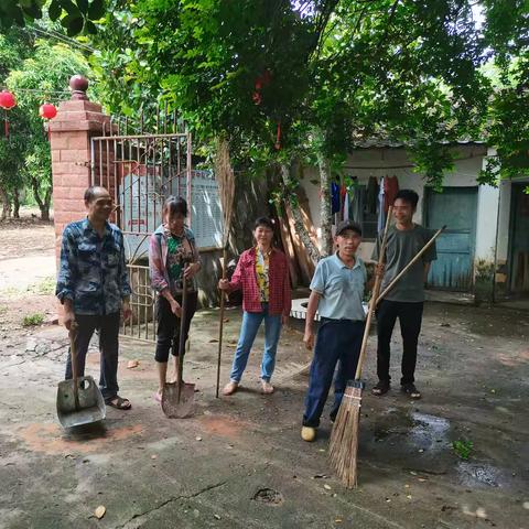 大成镇热作农场开展爱国卫生活动