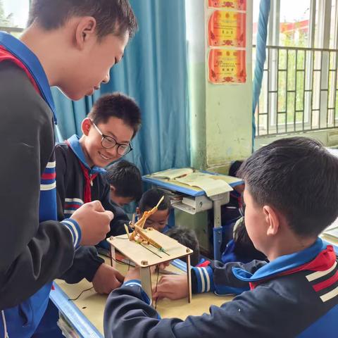 “课文衍生手工—竹节人制作与玩乐”实践活动简报