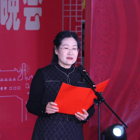 宝丰县举行“凝心聚力跟党走 团结奋进新征程”2024“岁启新元逐梦行”文艺汇演