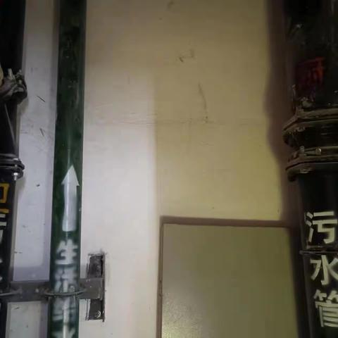 检查排水管道，确保排水正常。