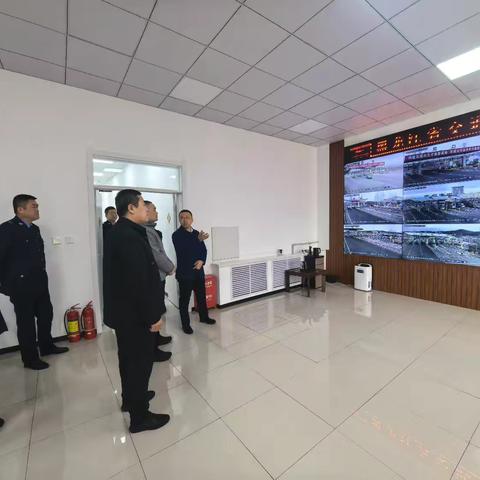 龙高集团、鹤大分公司领导莅临兴农站、监控中心视察指导工作